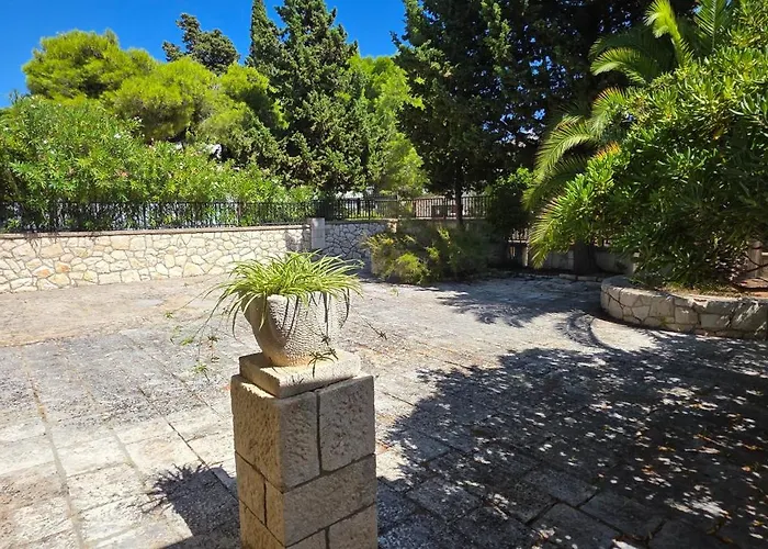 Anticevic Hvar Town